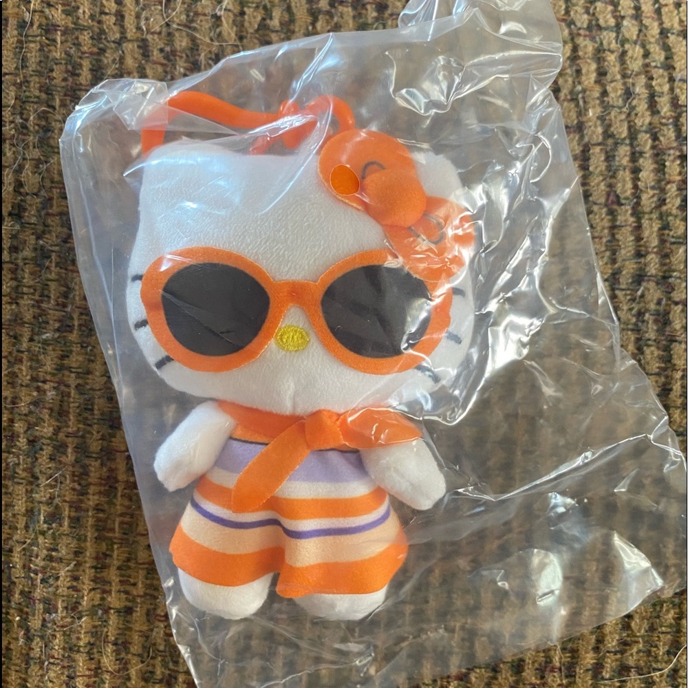 Hello Kitty Series 3 Plush Dangler **NEW**